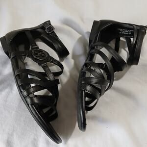 Sam & Libby Sandals W 7 Black Reed Strappy Flat Back Zip Casual Faux Leather